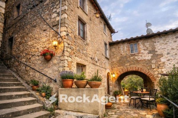 casa indipendente in vendita a Camaiore in zona Nocchi