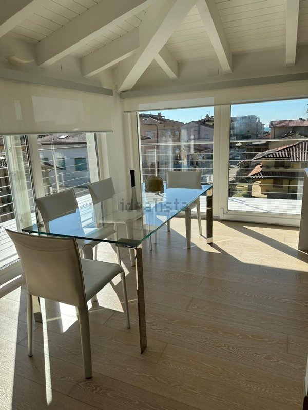 appartamento in vendita a Camaiore in zona Lido di Camaiore