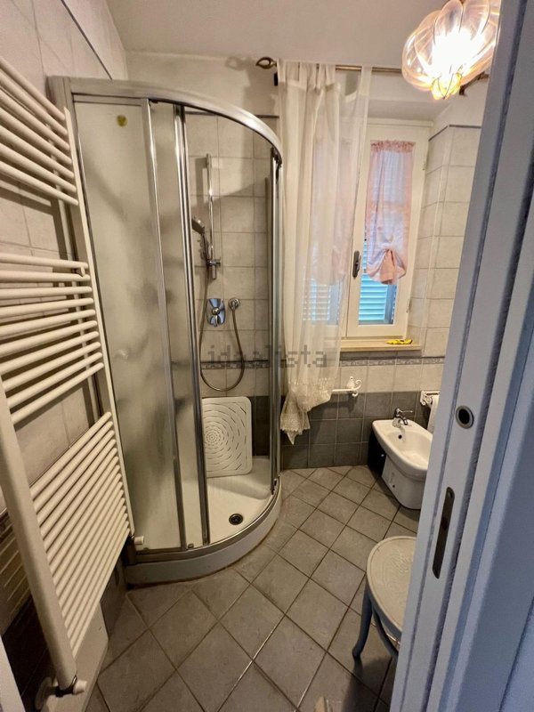 casa indipendente in vendita a Camaiore in zona Capezzano Pianore