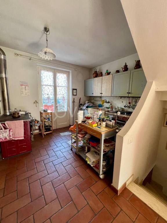 casa indipendente in vendita a Camaiore in zona Capezzano Pianore