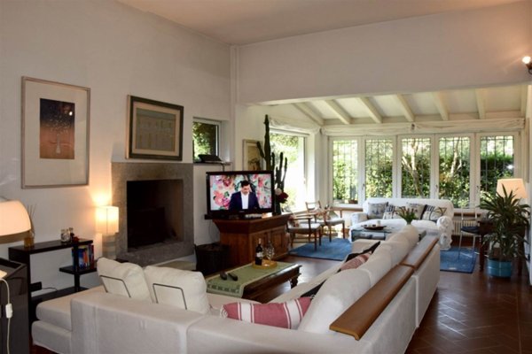 casa indipendente in vendita a Camaiore