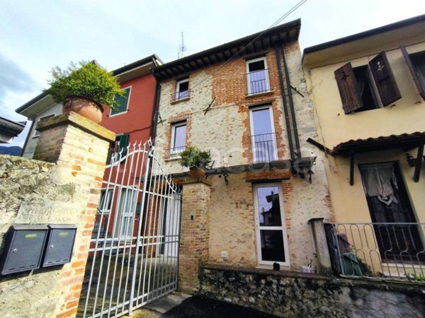 casa indipendente in vendita a Camaiore