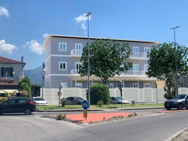 appartamento in vendita a Camaiore in zona Lido di Camaiore