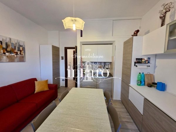 appartamento in vendita a Camaiore in zona Lido di Camaiore