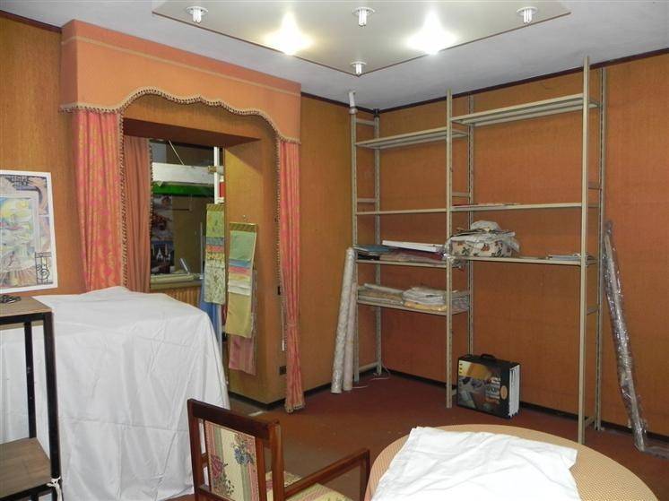 negozio in vendita a Camaiore