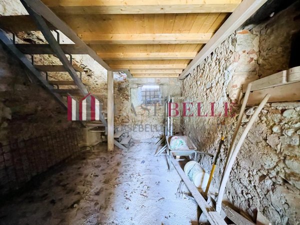 casa indipendente in vendita a Camaiore