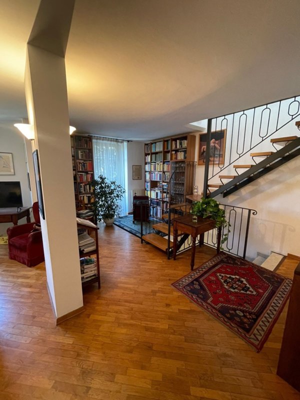 appartamento in vendita a Camaiore in zona Lido di Camaiore