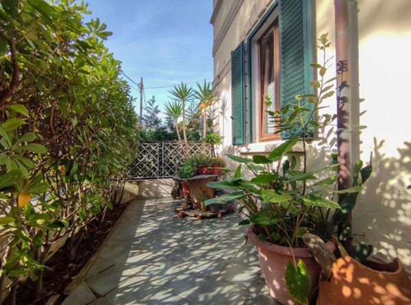 appartamento in vendita a Camaiore in zona Lido di Camaiore