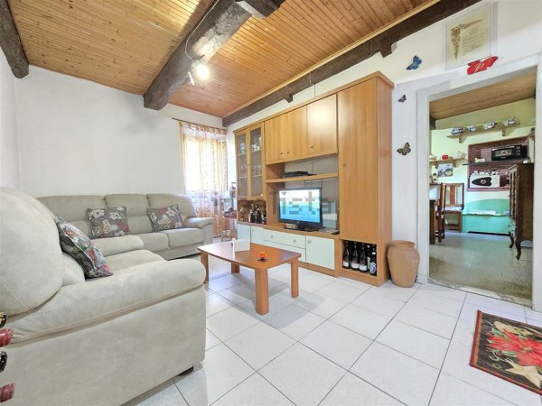 casa indipendente in vendita a Camaiore