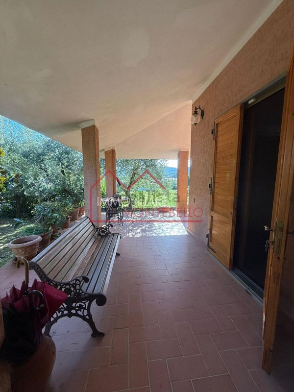 casa indipendente in vendita a Camaiore