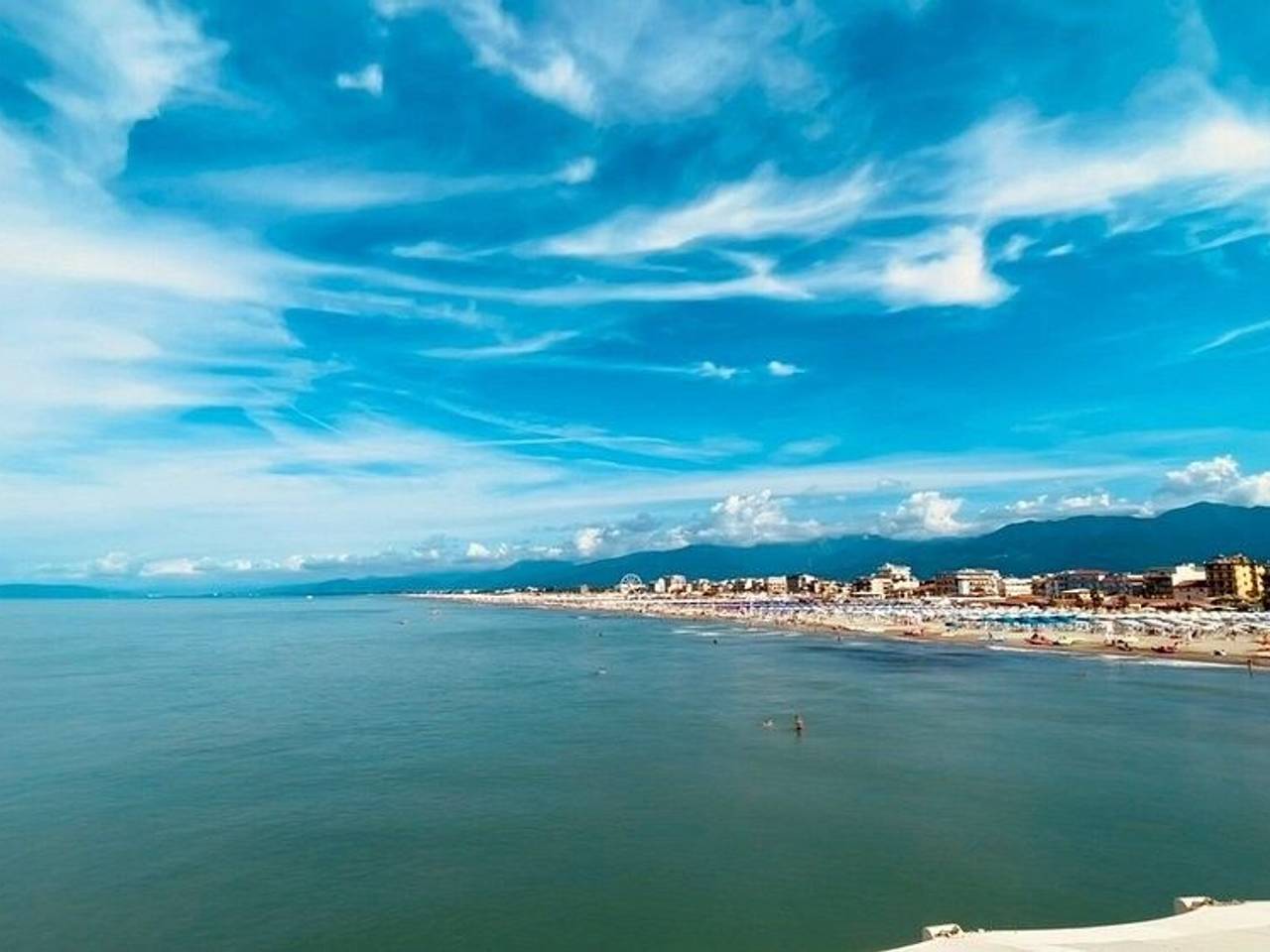 casa indipendente in vendita a Camaiore in zona Lido di Camaiore