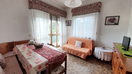 appartamento in vendita a Camaiore in zona Lido di Camaiore