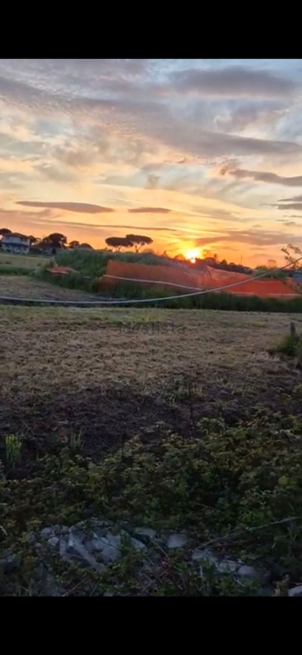 locale di sgombero in vendita a Camaiore