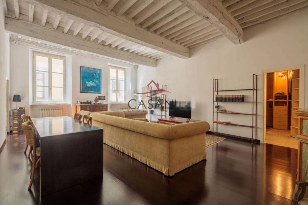 appartamento in vendita a Camaiore in zona Lido di Camaiore