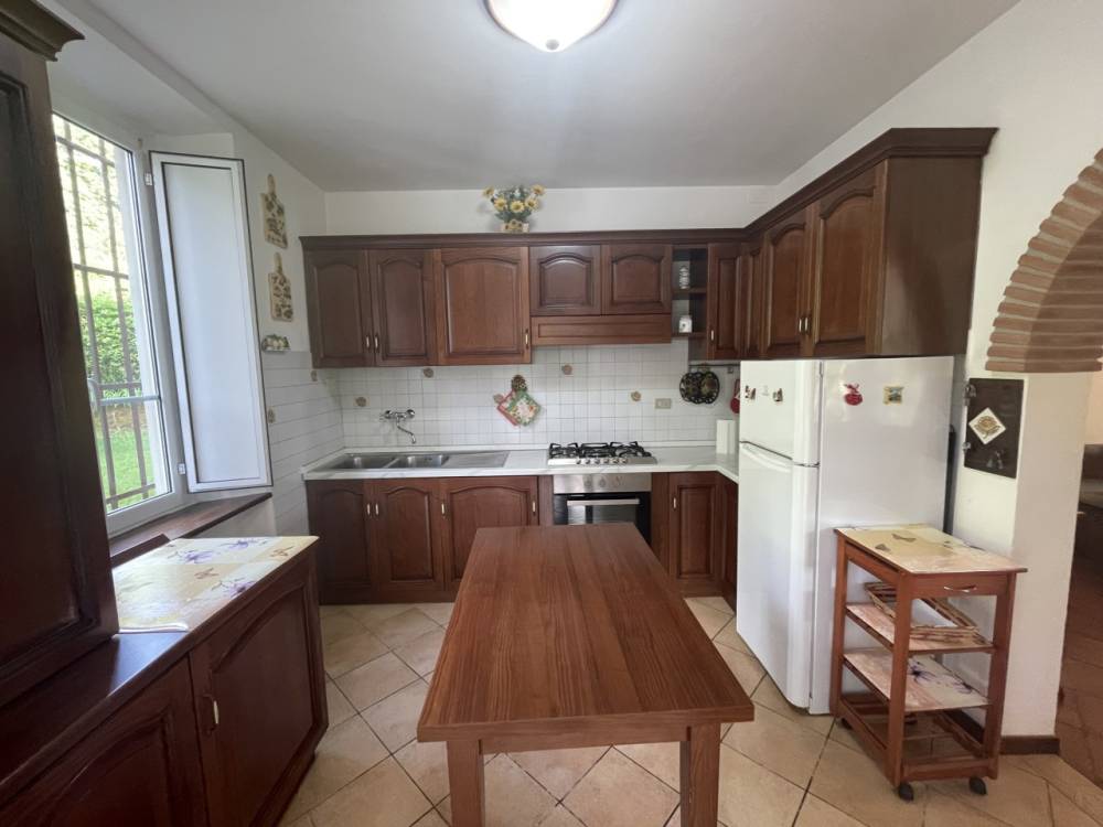 casa indipendente in vendita a Camaiore