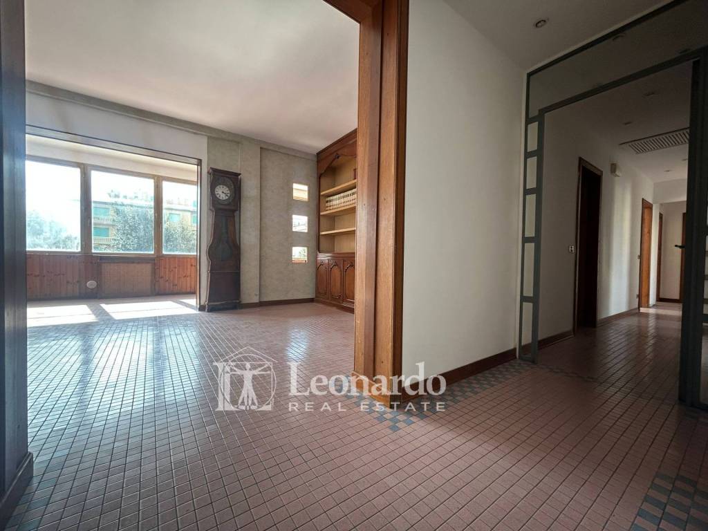 appartamento in vendita a Camaiore in zona Lido di Camaiore