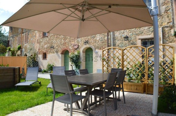 casa indipendente in vendita a Camaiore