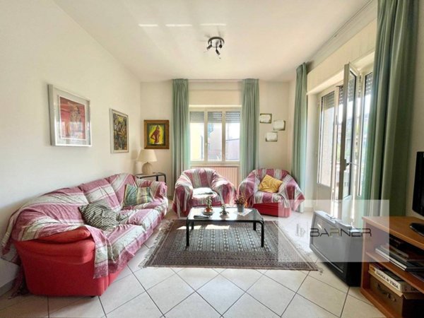 appartamento in vendita a Camaiore in zona Lido di Camaiore