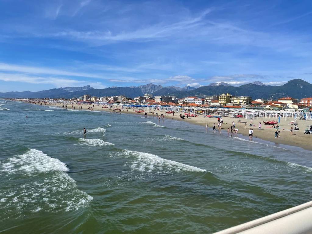 appartamento in vendita a Camaiore in zona Lido di Camaiore