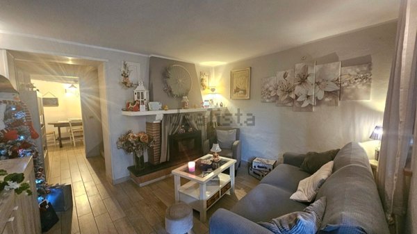 casa indipendente in vendita a Camaiore