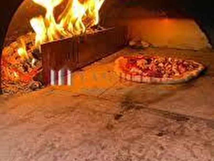 negozio in vendita a Camaiore