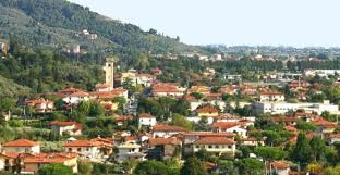 appartamento in vendita a Camaiore in zona Capezzano Pianore