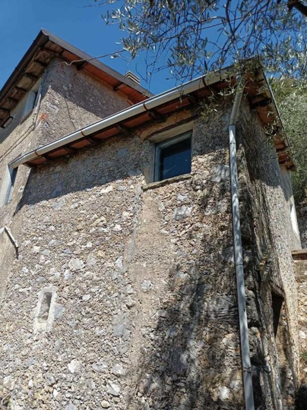 casa indipendente in vendita a Camaiore in zona Casoli