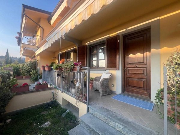 casa indipendente in vendita a Camaiore in zona Capezzano Pianore