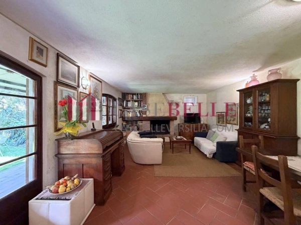 casa indipendente in vendita a Camaiore in zona Capezzano Pianore