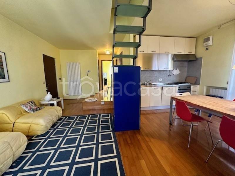 appartamento in vendita a Camaiore in zona Lido di Camaiore