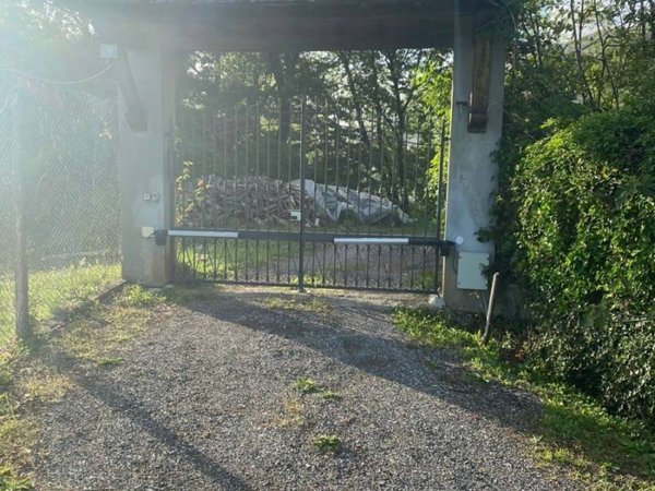 casa indipendente in vendita a Camaiore