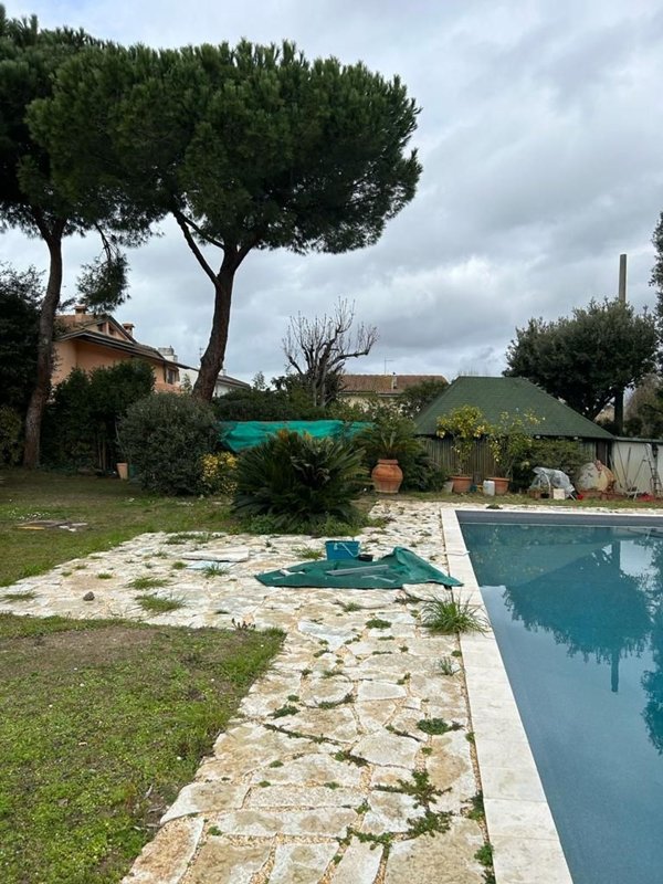 casa indipendente in vendita a Camaiore in zona Lido di Camaiore