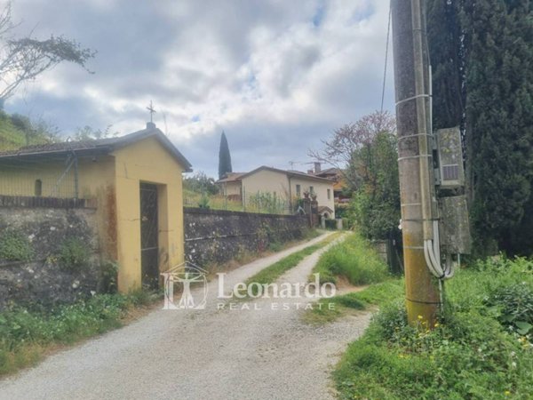 casa indipendente in vendita a Camaiore