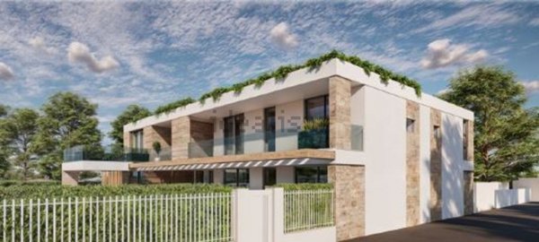 casa indipendente in vendita a Camaiore in zona Lido di Camaiore