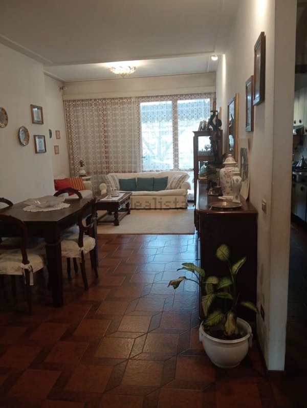 appartamento in vendita a Camaiore in zona Lido di Camaiore