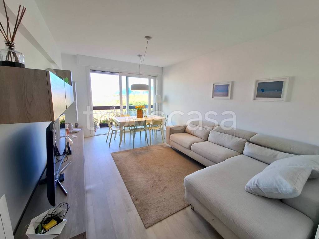 appartamento in vendita a Camaiore in zona Lido di Camaiore