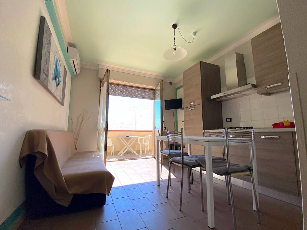 appartamento in vendita a Camaiore in zona Lido di Camaiore