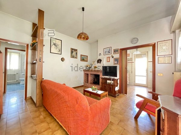 casa indipendente in vendita a Camaiore
