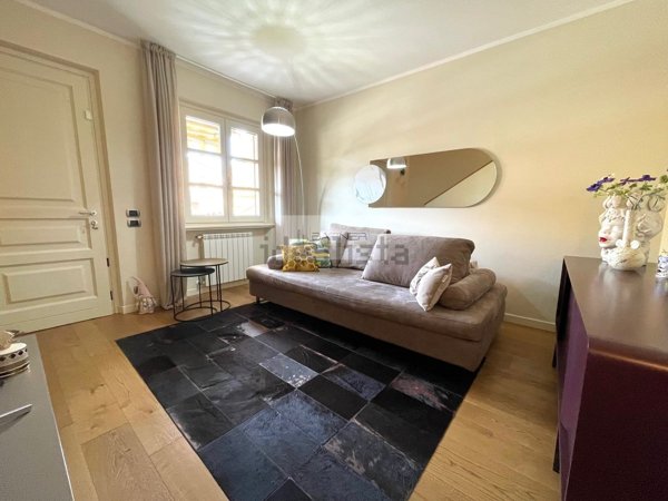 casa indipendente in vendita a Camaiore in zona Capezzano Pianore