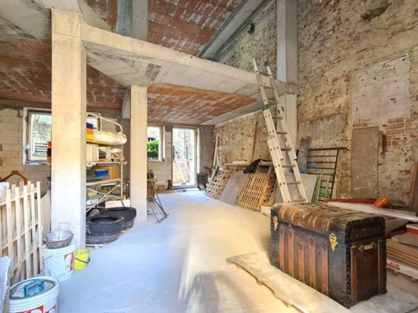 casa indipendente in vendita a Camaiore