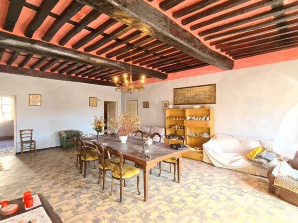 casa indipendente in vendita a Camaiore