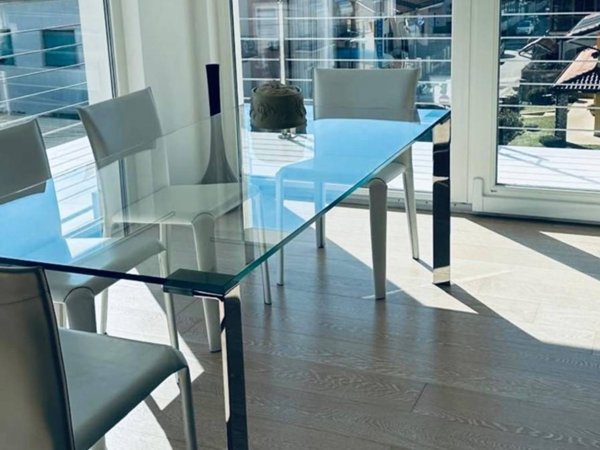 appartamento in vendita a Camaiore in zona Lido di Camaiore