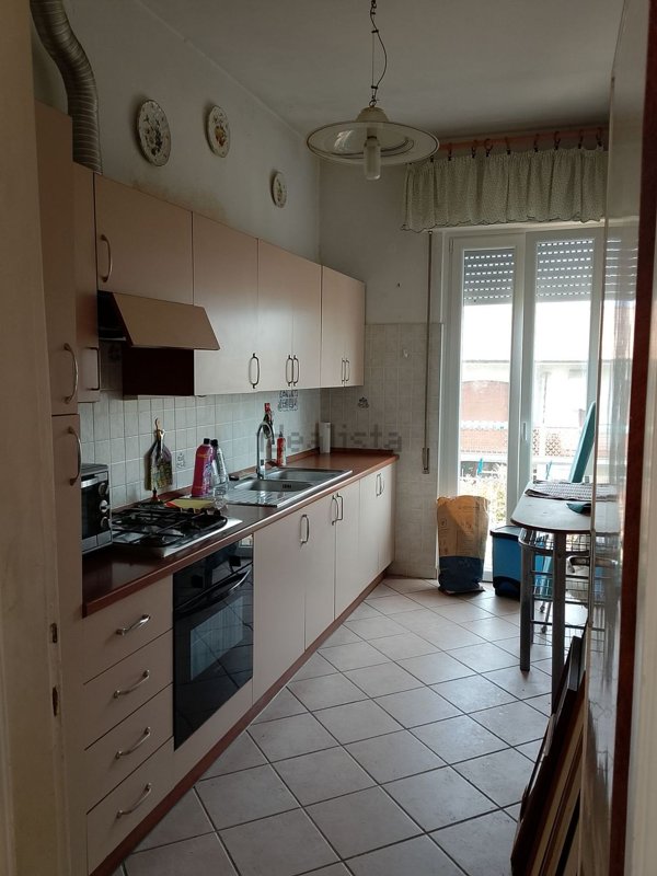 appartamento in vendita a Camaiore in zona Lido di Camaiore