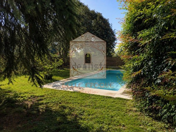 casa indipendente in vendita a Camaiore in zona Secco
