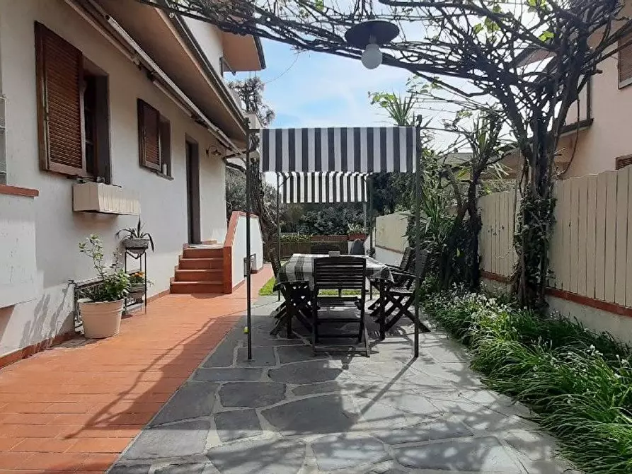 casa indipendente in vendita a Camaiore