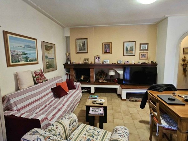 appartamento in vendita a Camaiore in zona Lido di Camaiore