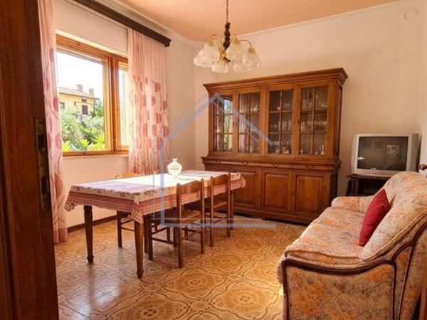 casa indipendente in vendita a Camaiore in zona Montemagno