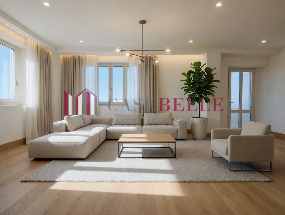 casa indipendente in vendita a Camaiore in zona Lido di Camaiore