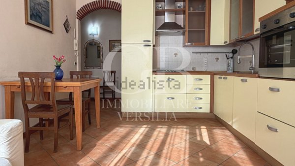 appartamento in vendita a Camaiore in zona Lido di Camaiore