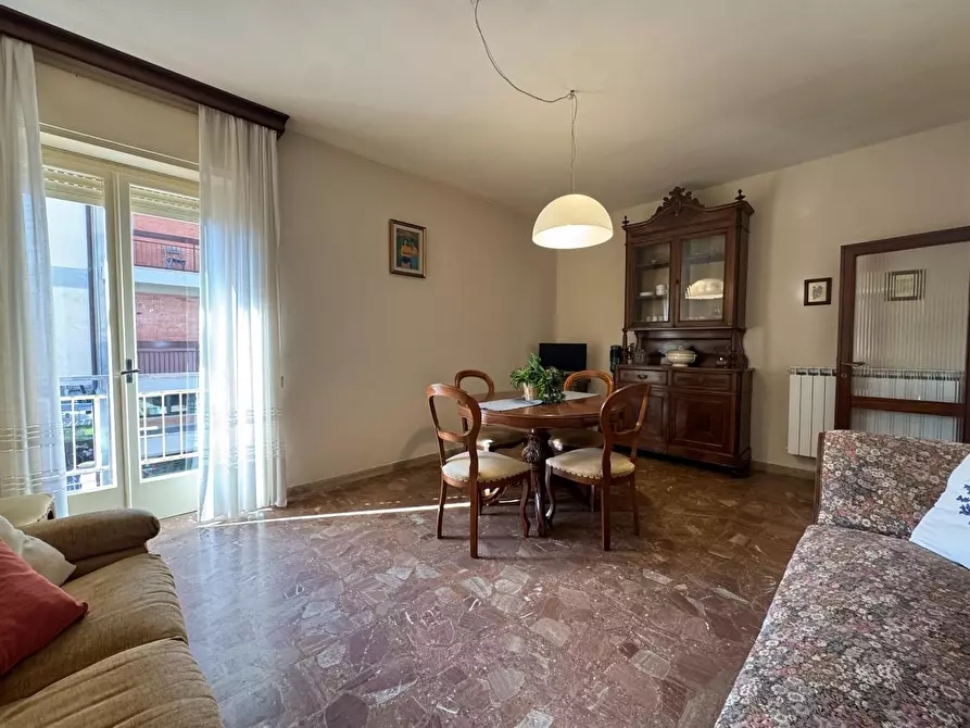 appartamento in vendita a Camaiore in zona Lido di Camaiore
